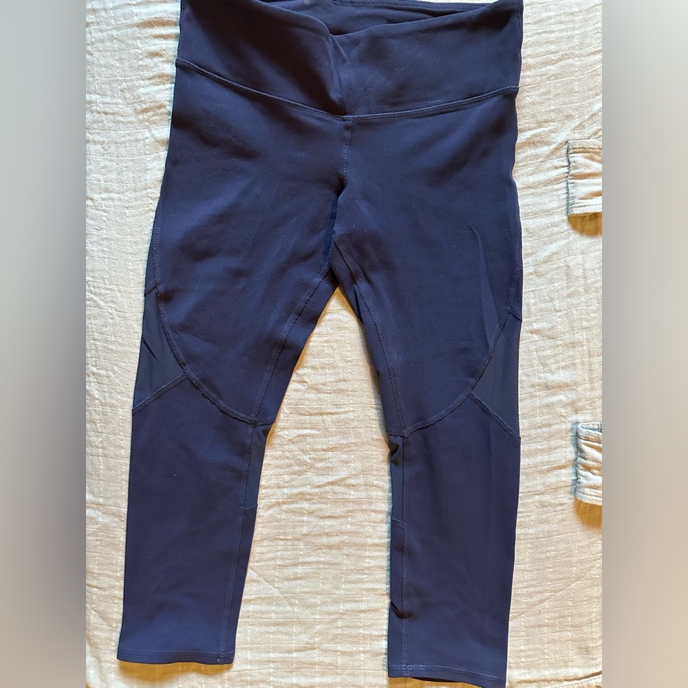 Alo yoga crop leggings